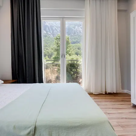 Hotel de apartamente Begonvilla Homes Karaoez